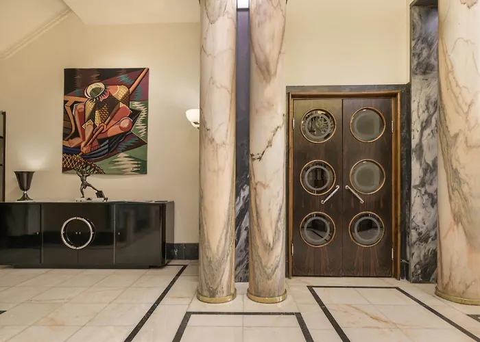 Britania Art Deco Hotel