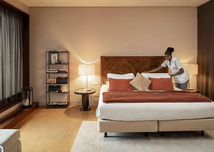 Britania Art Deco Hotel 4*