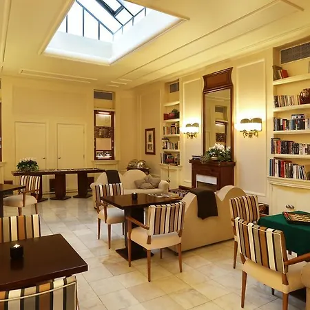 Britania Art Deco Szálloda 4*