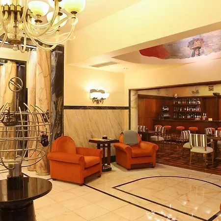 Britania Art Deco 4*