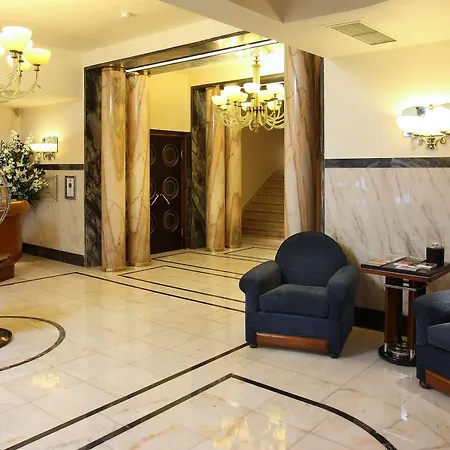 Britania Art Deco Szálloda