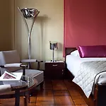 فندق Britania Art Deco 4*